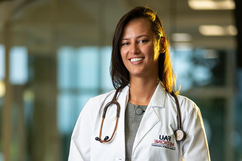 FAU Medicine practitioner